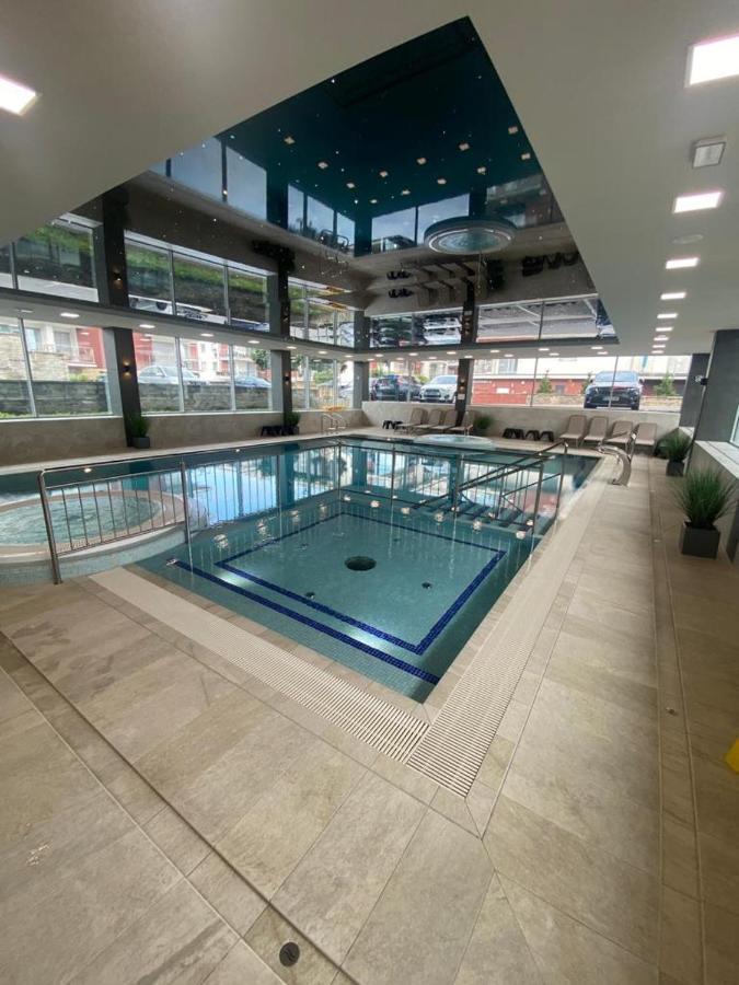Apartament DeLux Rewal Buitenkant foto