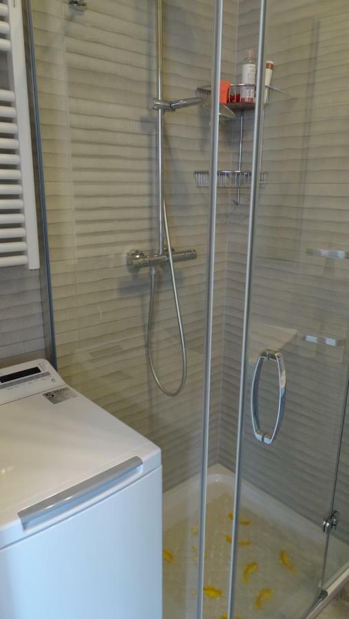 Apartament DeLux Rewal Buitenkant foto